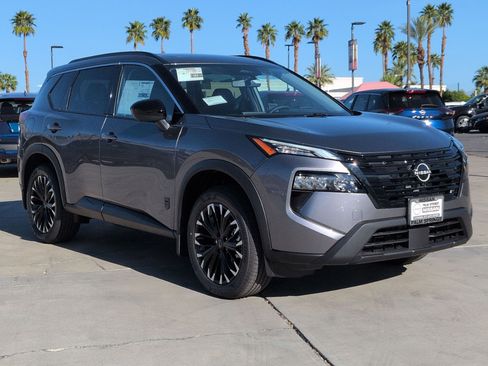 New 2026 Nissan Rogue Dark Armor image 6