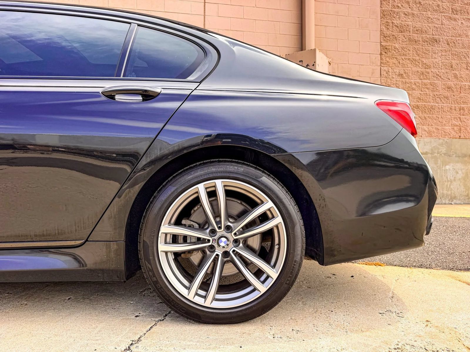 Used 2018 BMW ALPINA B7 xDrive AWD/4WD image 55