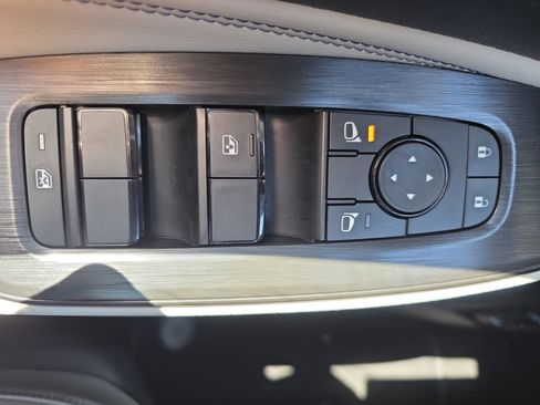 New 2026 Nissan Sentra SL w/ Floor Mat Package FWD image 25