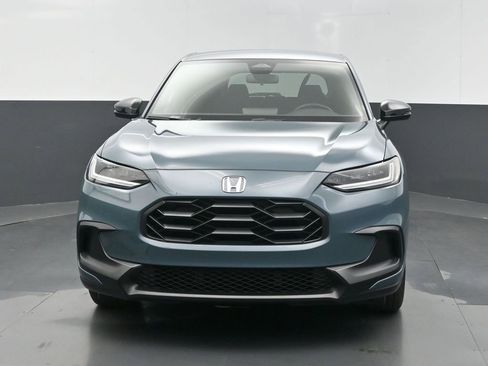 Certified 2025 Honda HR-V Sport image 2