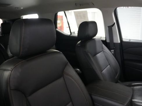 Used 2018 Chevrolet Traverse LT AWD/4WD image 24