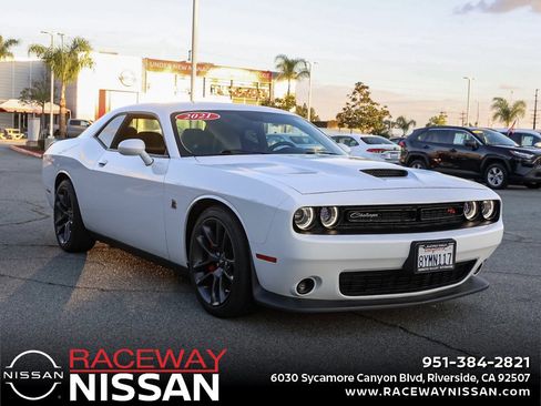 Used 2021 Dodge Challenger R/T Scat Pack w/ Plus Package image 1