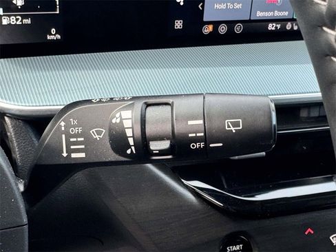 Used 2025 Nissan Murano SL w/ Cargo Package image 23