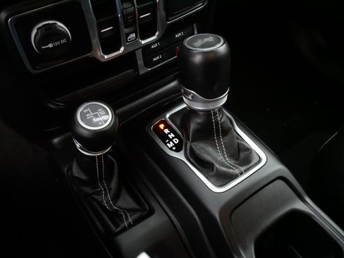 Used 2023 Jeep Wrangler Sahara w/ Cold Weather Group image 24