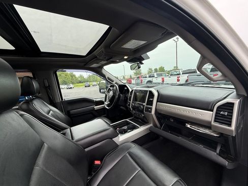 Used 2021 Ford F350 Lariat AWD/4WD image 14