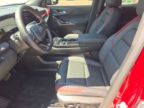 Used 2026 Chevrolet Equinox RS w/ Convenience Package III FWD image 16