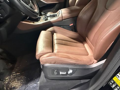 Used 2022 BMW X5 xDrive40i w/ Premium Package AWD/4WD image 21