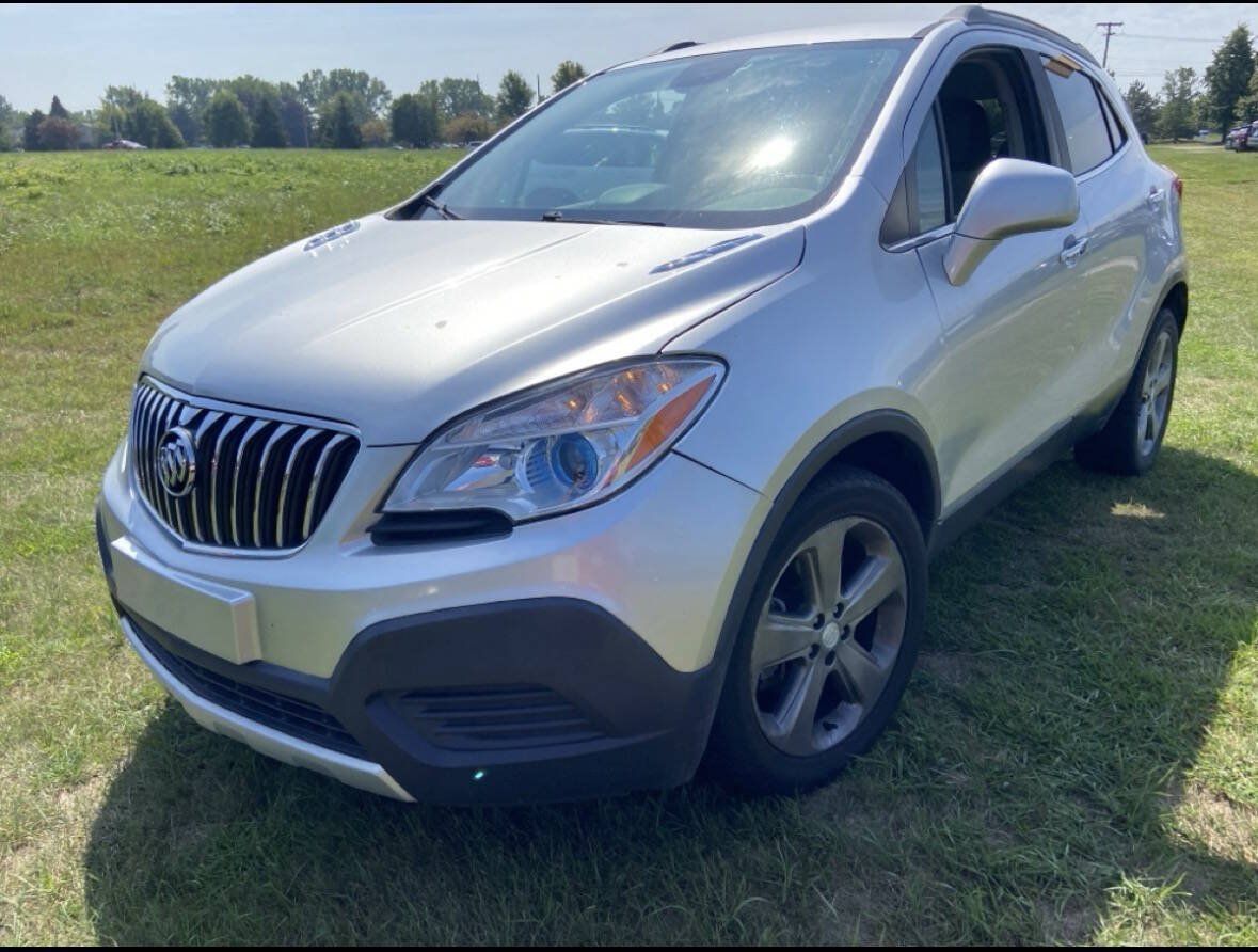 Used 2013 Buick Encore FWD image 2