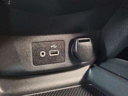 Used 2018 Nissan Rogue S AWD/4WD image 22