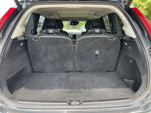 Used 2021 Volvo XC90 T6 Momentum w/ Protection Package Premier AWD/4WD image 34