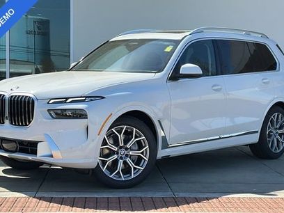Used 2025 BMW X7 xDrive40i w/ Parking Assistance Package