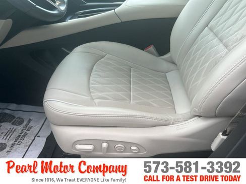 Certified 2023 Buick Enclave Avenir w/ Avenir Technology Package AWD/4WD image 10