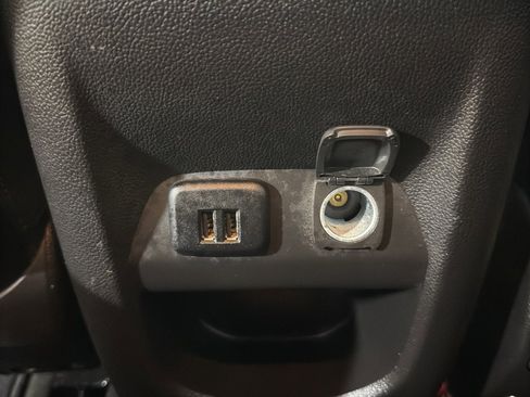 Used 2015 GMC Canyon SLT w/ Driver Alert Package image 13