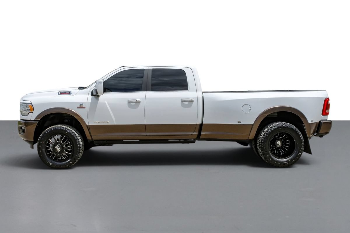 Used 2023 RAM 3500 Limited AWD/4WD image 10