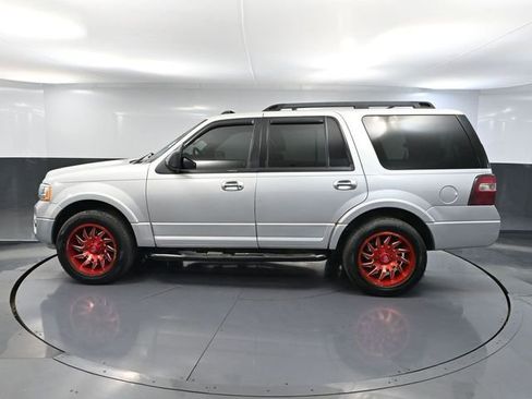Used 2017 Ford Expedition XLT AWD/4WD image 9