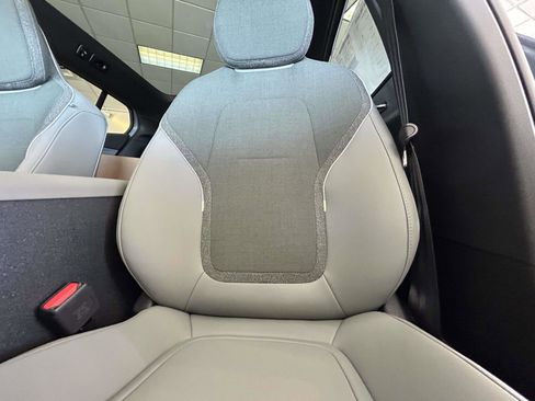 New 2026 Volvo EX30 Cross Country Ultra w/ Protection Package Premier AWD/4WD image 24