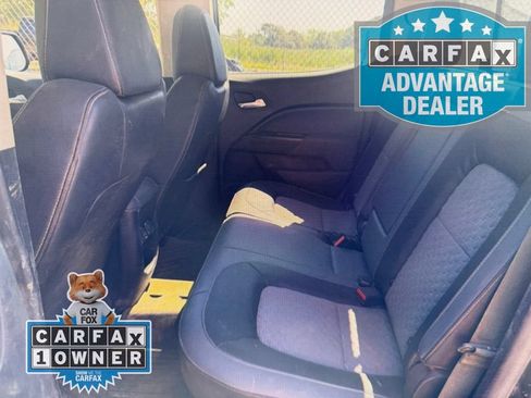 Used 2019 Chevrolet Colorado Z71 w/ Z71 Midnight Edition AWD/4WD image 4