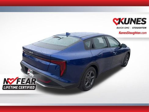 Used 2025 Kia K4 LXS image 11