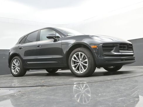 New 2025 Porsche Macan image 29