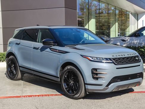 Used 2023 Land Rover Range Rover Evoque R-Dynamic S image 3