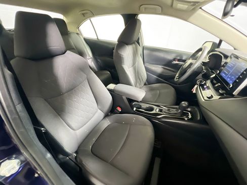 Used 2020 Toyota Corolla LE FWD image 30