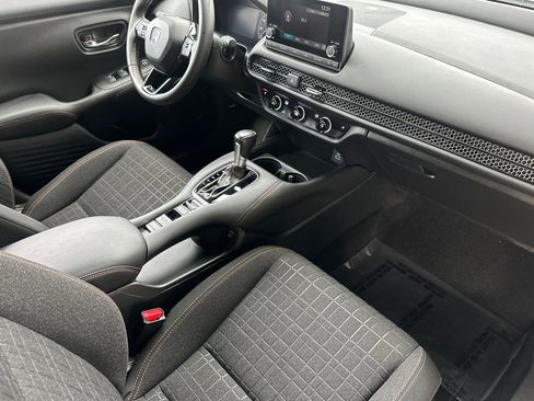 Used 2024 Honda HR-V Sport image 19