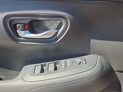 New 2026 Honda HR-V LX image 34