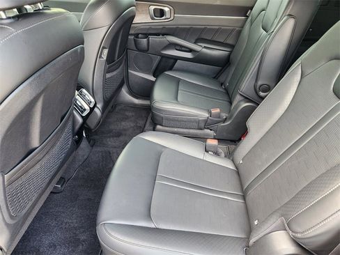 New 2025 Kia Sorento SX image 19