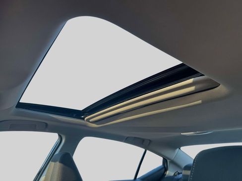 Used 2025 Nissan Altima 2.5 SV w/ SV Special Edition Package FWD image 19