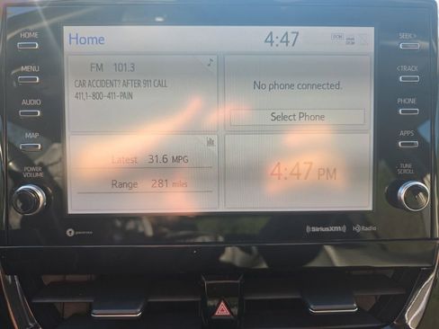 Used 2022 Toyota Camry XSE image 31