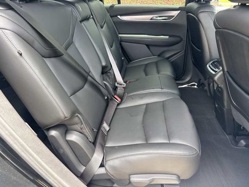 Used 2023 Cadillac XT6 Luxury FWD image 10