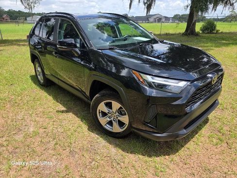 Used 2023 Toyota RAV4 XLE FWD image 2