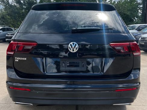 Used 2020 Volkswagen Tiguan SE FWD image 7