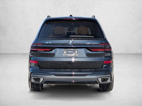 New 2026 BMW X7 xDrive40i image 7