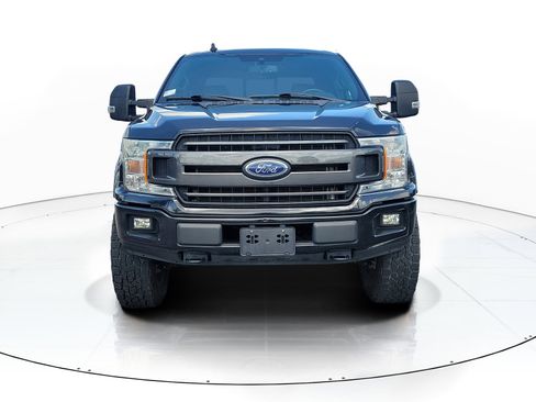Used 2020 Ford F150 XLT w/ Equipment Group 302A Luxury AWD/4WD image 2