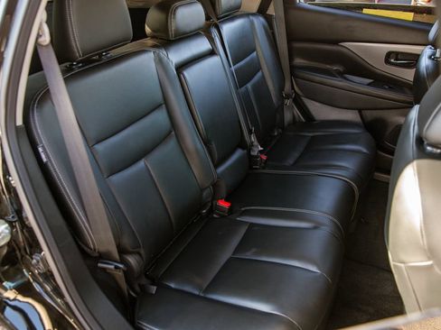 Used 2023 Nissan Murano SV w/ SV Midnight Edition Package FWD image 12