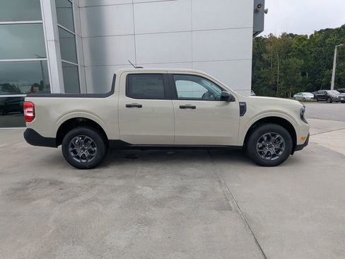 New 2025 Ford Maverick XLT w/ XLT Luxury Package image 4