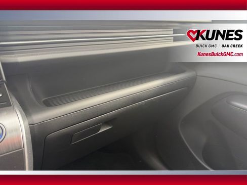 Used 2025 Hyundai Kona Limited AWD/4WD image 17