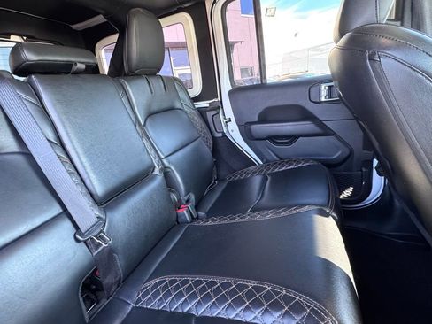 Used 2021 Jeep Wrangler Unlimited Sahara AWD/4WD image 21