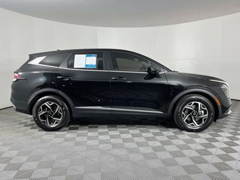 Used 2024 Kia Sportage LX FWD image 13