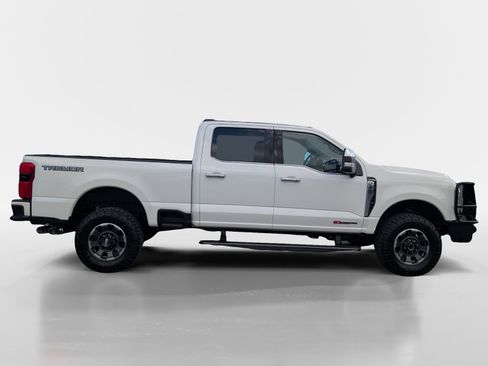 Used 2024 Ford F350 Platinum w/ Tremor Off-Road Package AWD/4WD image 3