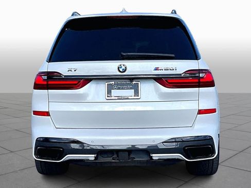 Used 2022 BMW X7 M50i w/ Luxury Seating Package image 4