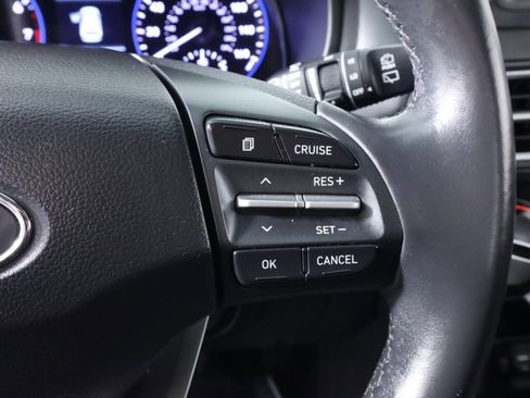 Used 2019 Hyundai Kona SEL image 13