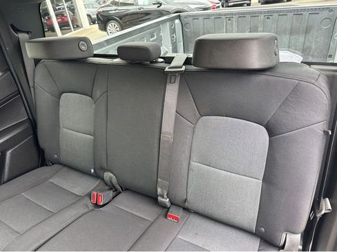 Used 2023 Chevrolet Colorado W/T RWD image 4