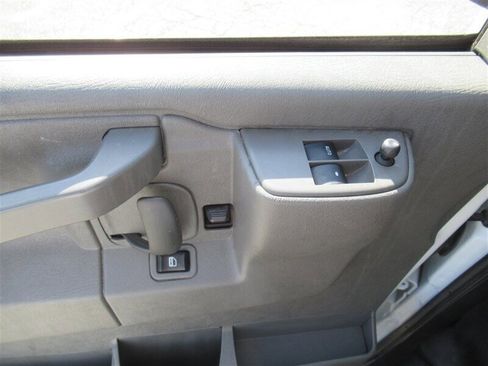 Used 2022 Chevrolet Express 2500 w/ Driver Convenience Package RWD image 21