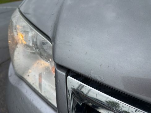 Used 2014 Chrysler Town & Country Touring image 13