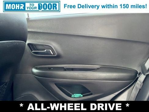 Used 2021 Chevrolet Trax LT AWD/4WD image 43