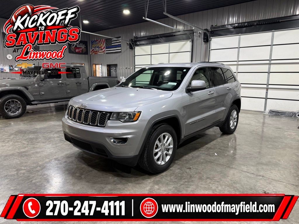 Used 2021 Jeep Grand Cherokee Laredo AWD/4WD image 4