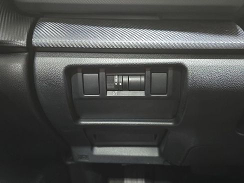 Used 2024 Subaru Crosstrek 2.5i Limited w/ Crosstrek Mirror Package image 27