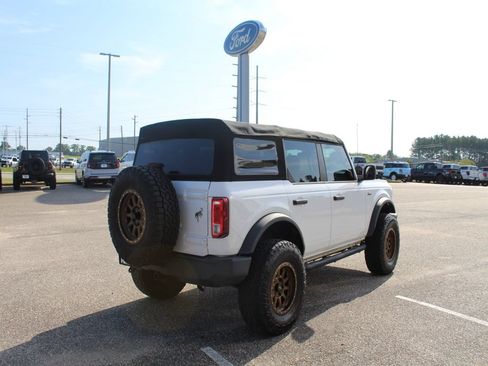 Used 2022 Ford Bronco 4-Door AWD/4WD image 5